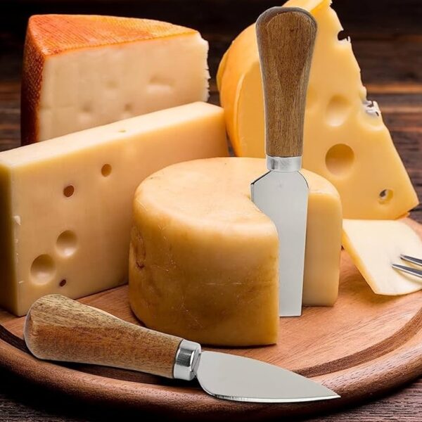 I coltelli da formaggio, i trucchi segreti che pochi conoscono
